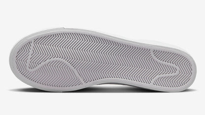 NIKE BLAZER MID '77 WHITE/BLACK-BRIGHT MANDARIN-MEDIUM ASH FN7809-100