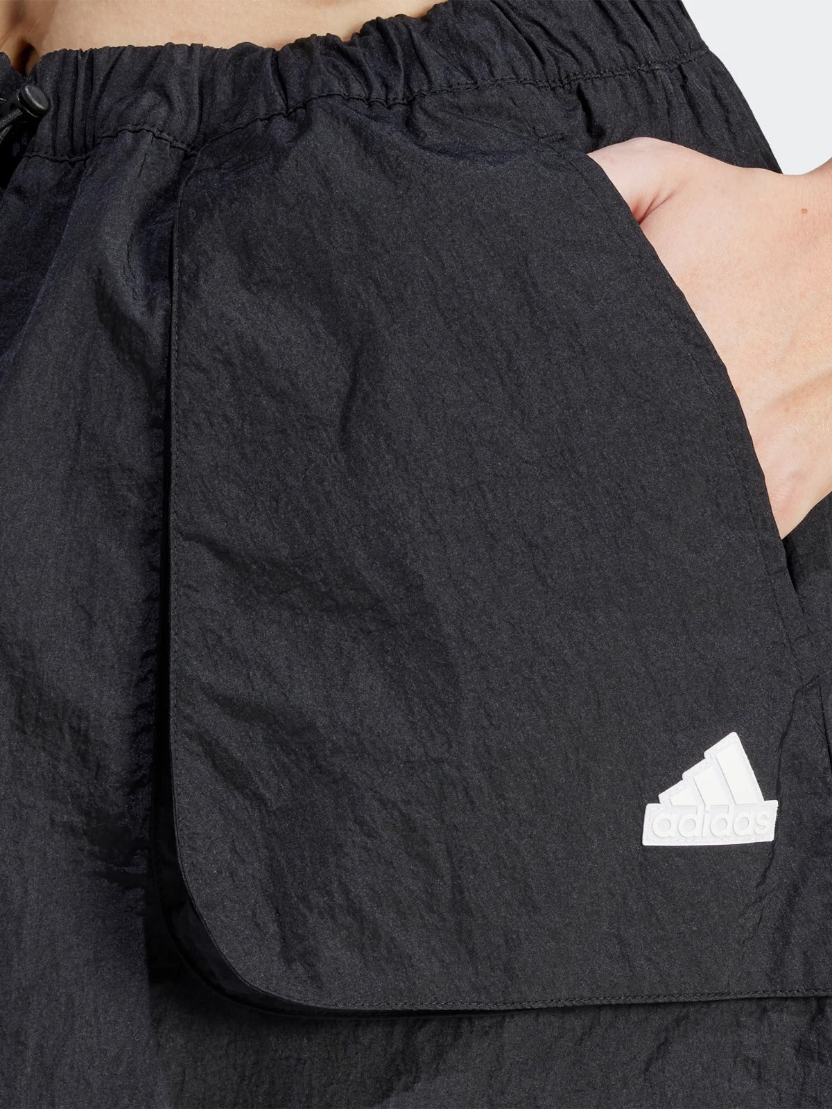 ADIDAS W C ESC Q1 SKT BLACK IQ4834