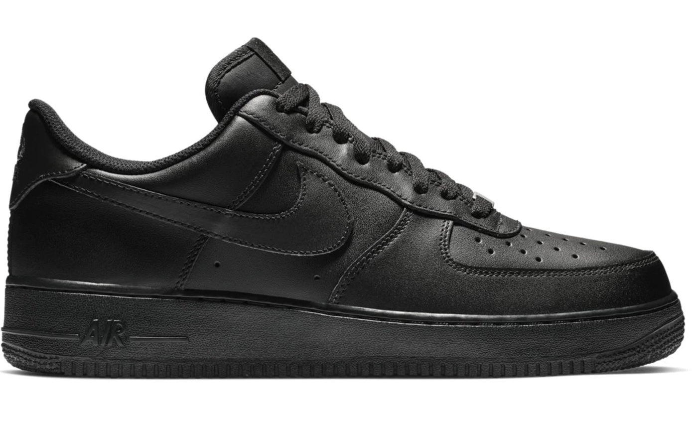 Nike AIR FORCE 1 '07 scarpe in pelle total black uomo nero CW2288-001